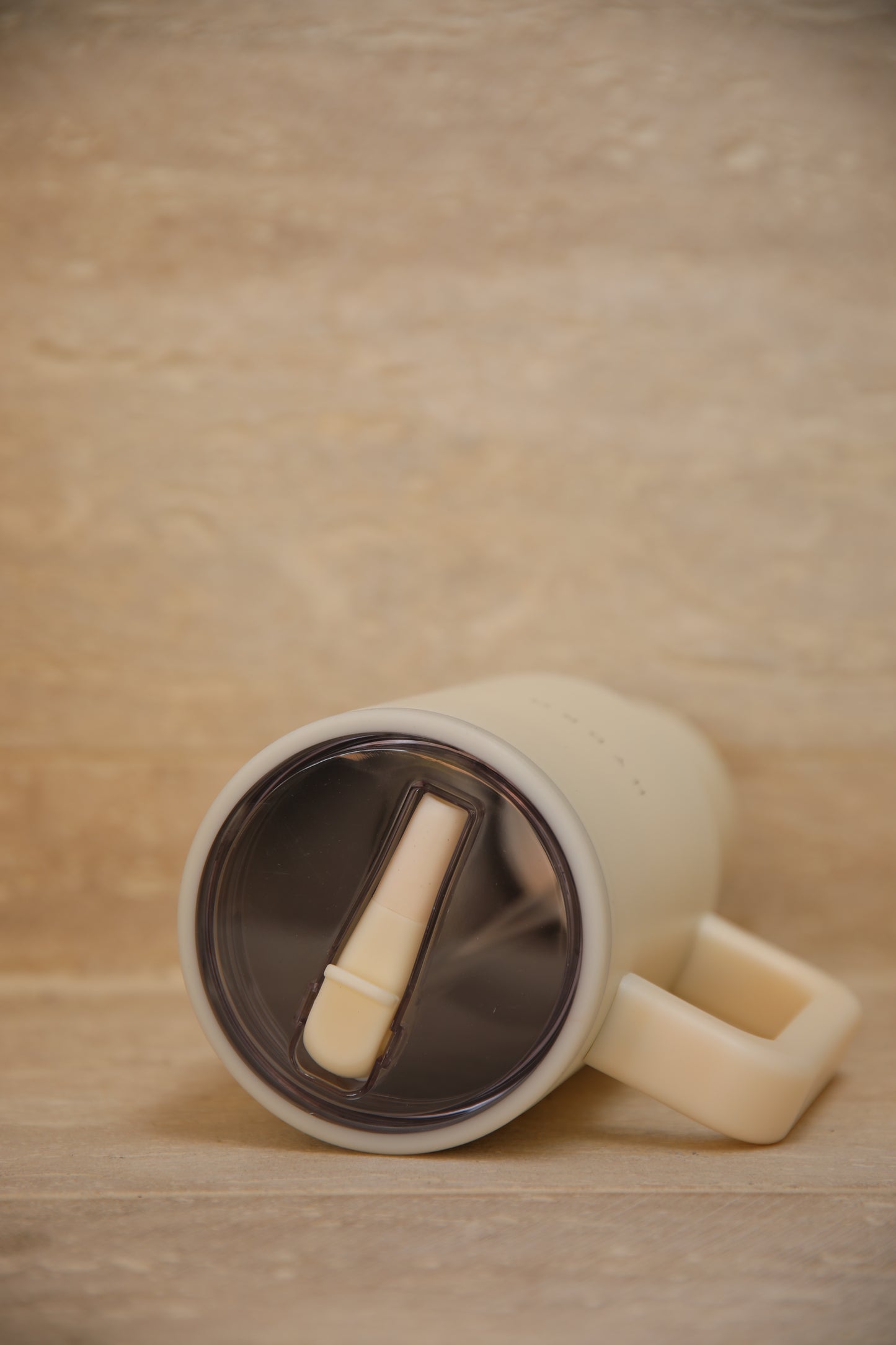 HYDRO SIPS Travel Tumbler - Vanilia