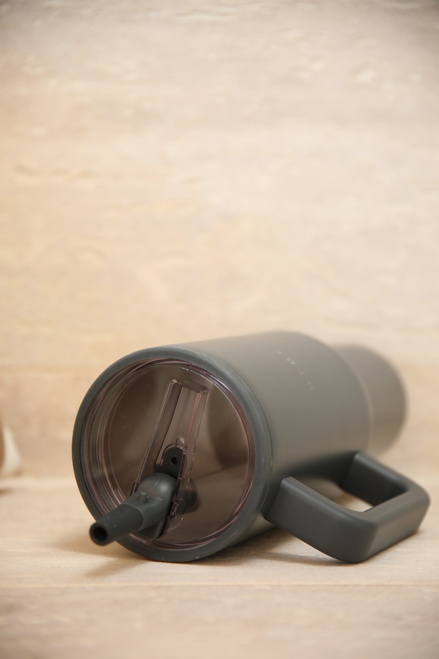 HYDRO SIPS Travel Tumbler - Szürke