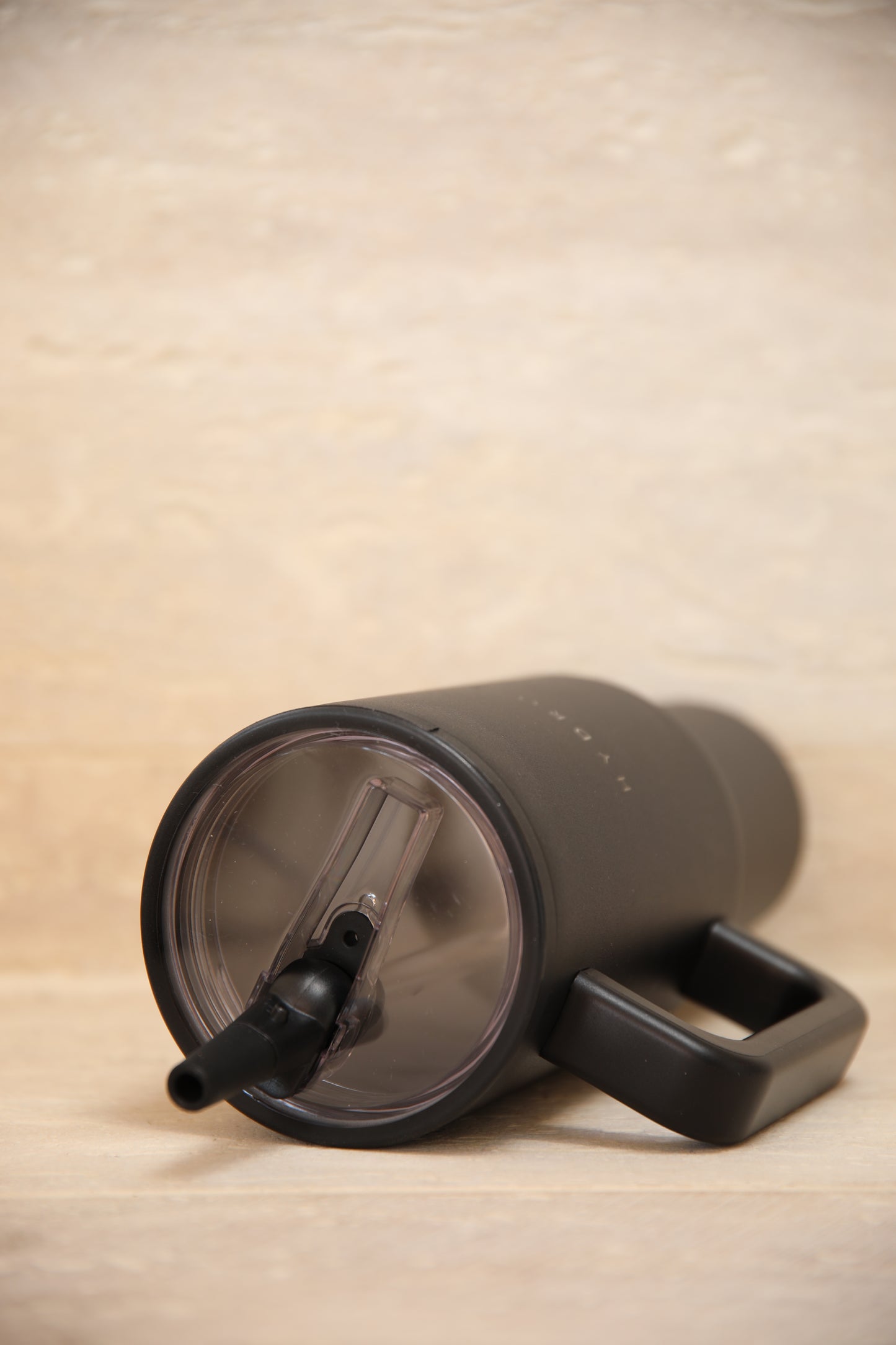 HYDRO SIPS Travel Tumbler - Fekete