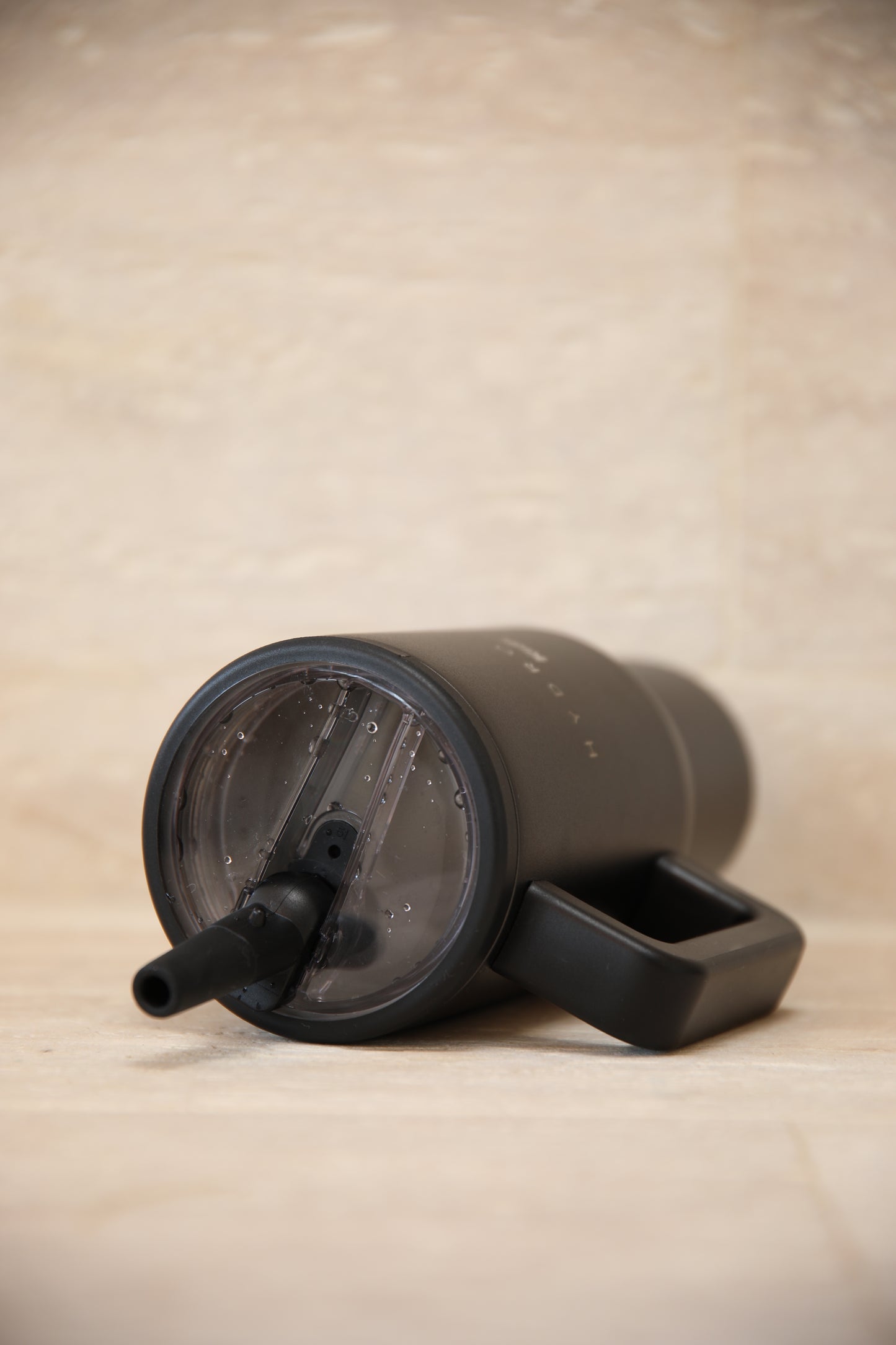 HYDRO SIPS Kids Travel Tumbler - Fekete