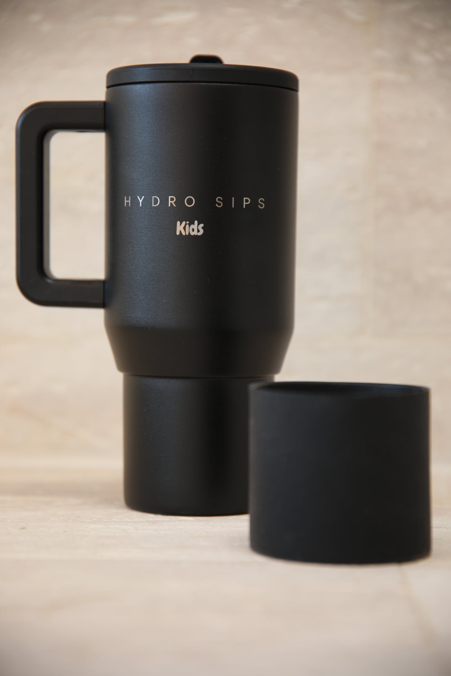HYDRO SIPS Kids Travel Tumbler - Fekete